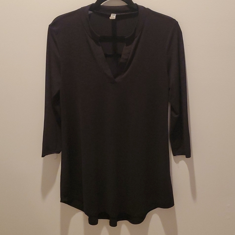 𝅺Bobo Blu Black Top Size Small